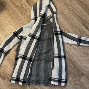 Le Château Plaid Hooded Cardigan